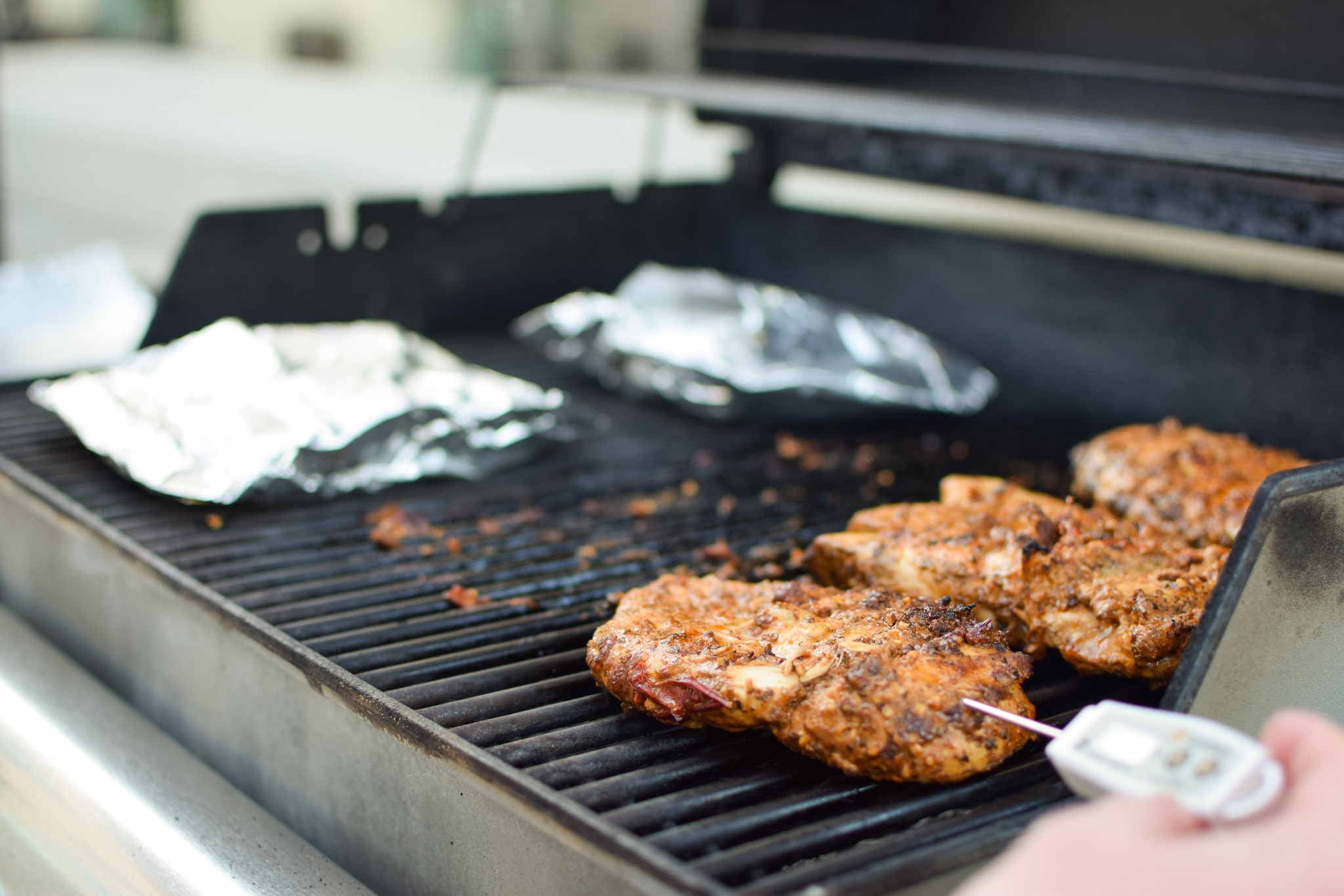 Homemade Chipotle Grilled Chicken recipe, super easy to make in large batches for that Chipotle restaurant taste at home! - pmp.local