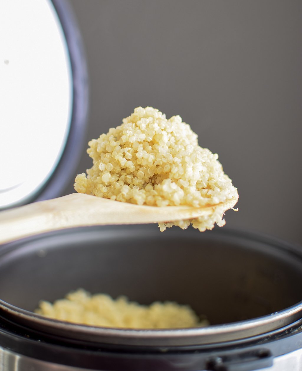 How to Cook Quinoa in the Rice Cooker