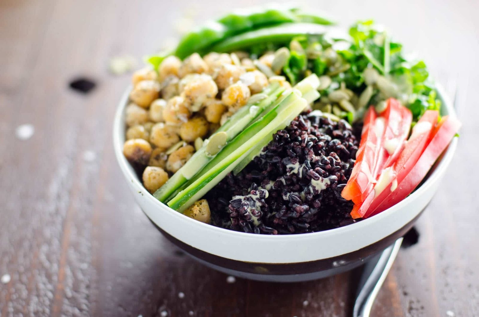 20 Seafood and Vegetarian Recipes to Keep Your Meal Prep Interesting - No poultry or red meat here! Try a new meal prep recipe and keep it interesting with one of these ideas! - pmp.local