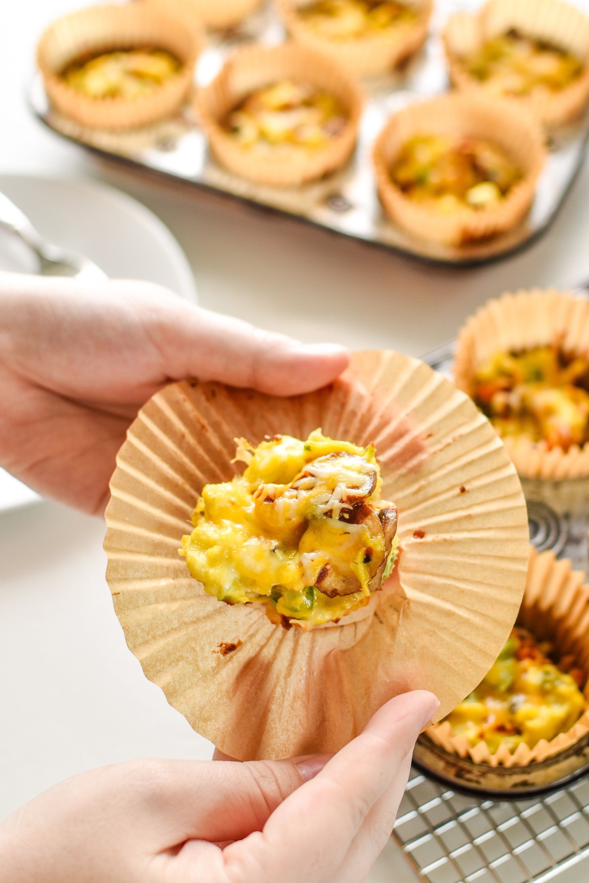 These&nbsp;Southwest Muffin Tin Hash Brown Egg Cups are perfect for your breakfast meal prep! Southwest hash browns with veggies, cheese, scrambled eggs, and a tiny dose of chipotle Tabasco! - pmp.local