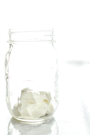 5 Make-Ahead Fruit & Greek Yogurt Parfait Ideas to Try for Breakfast - Greek yogurt with just a hint of sweetness, layered with fruits and topped with granola, 5 WAYS!! Prep ahead and grab it on your way out the door tomorrow! - pmp.local