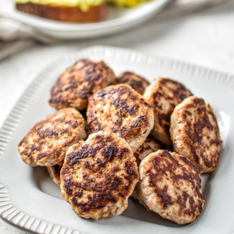 A plate of turkey breakfast sausage patties.
