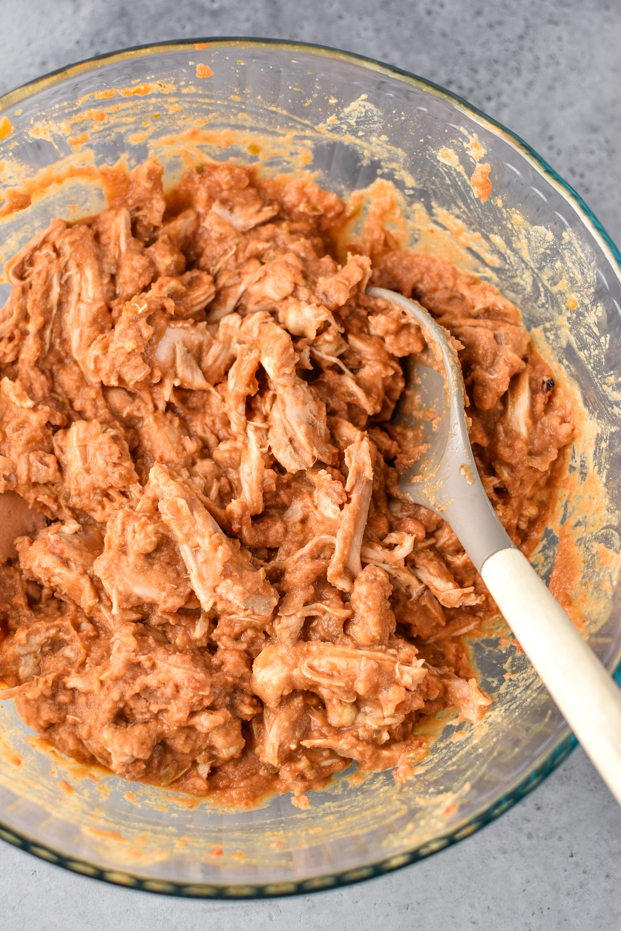 the filling for the chimichangas - how to make chimichangas in an air fryer