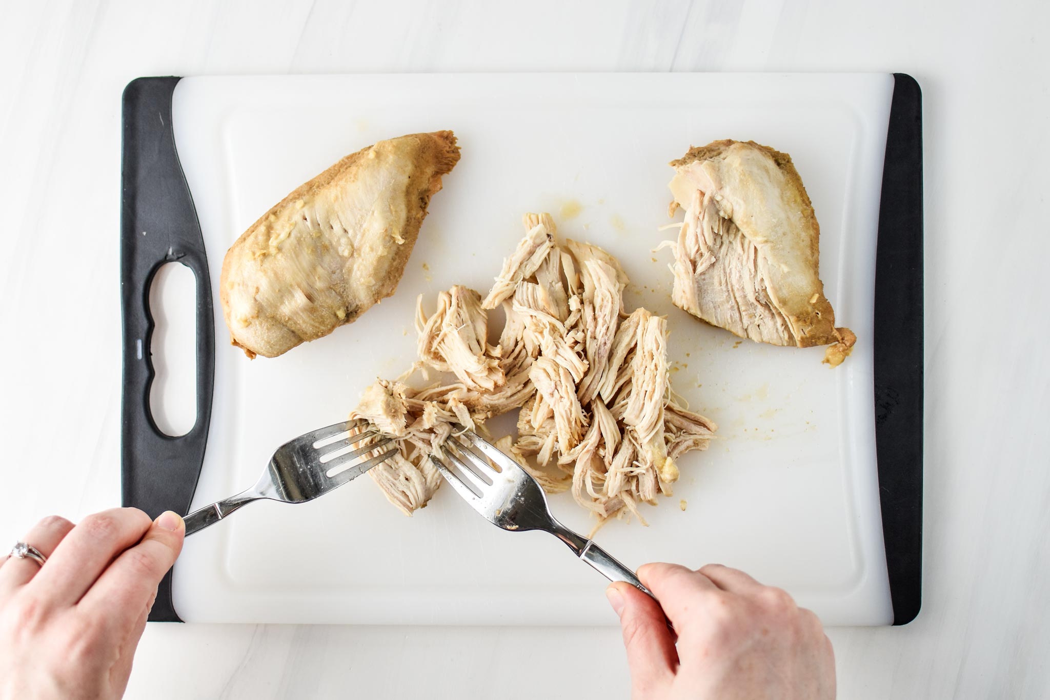 Shredded chicken for the sesame shredded chicken entree