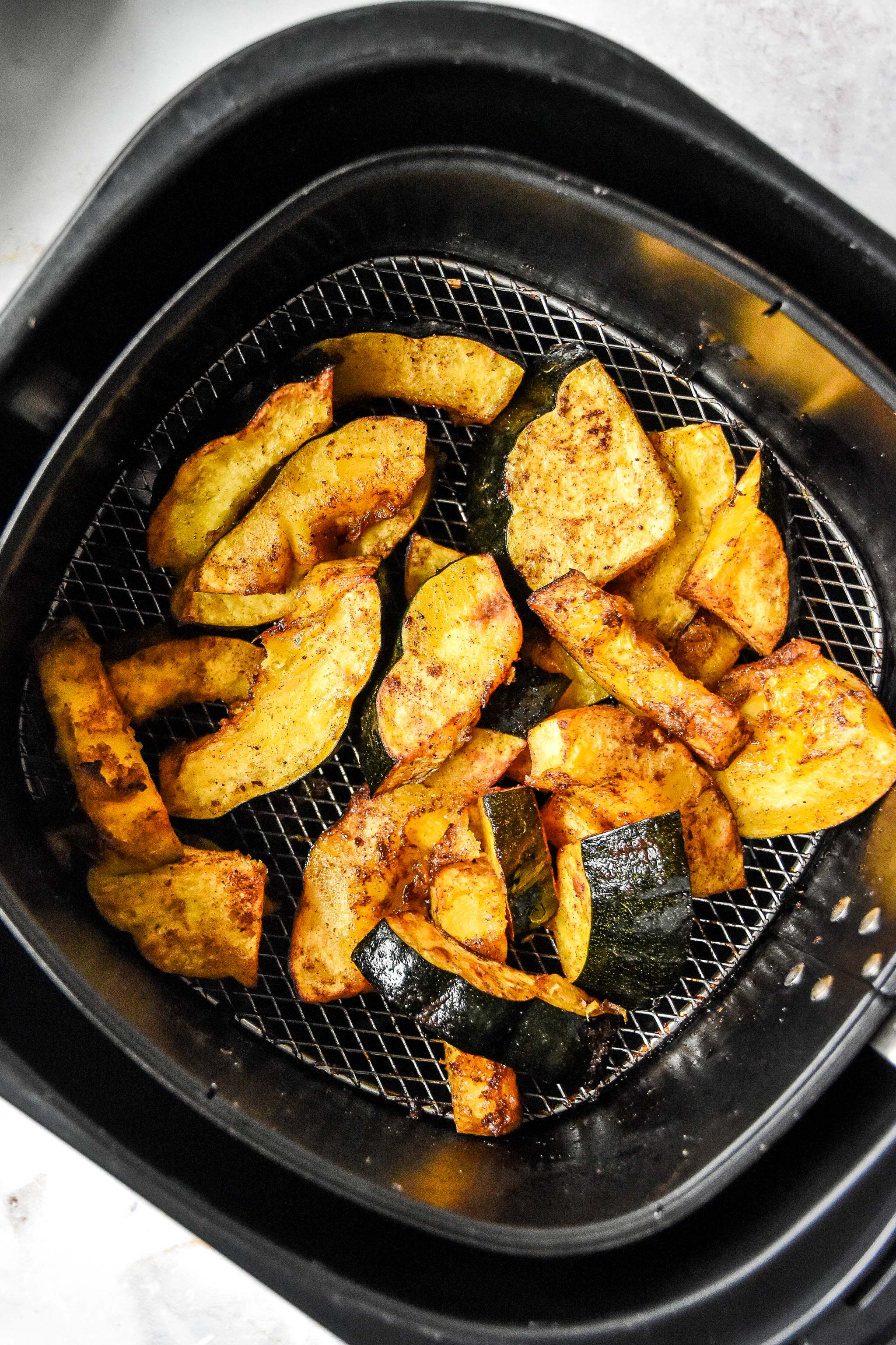 air fryer acorn squash with honey and sweet seasonings