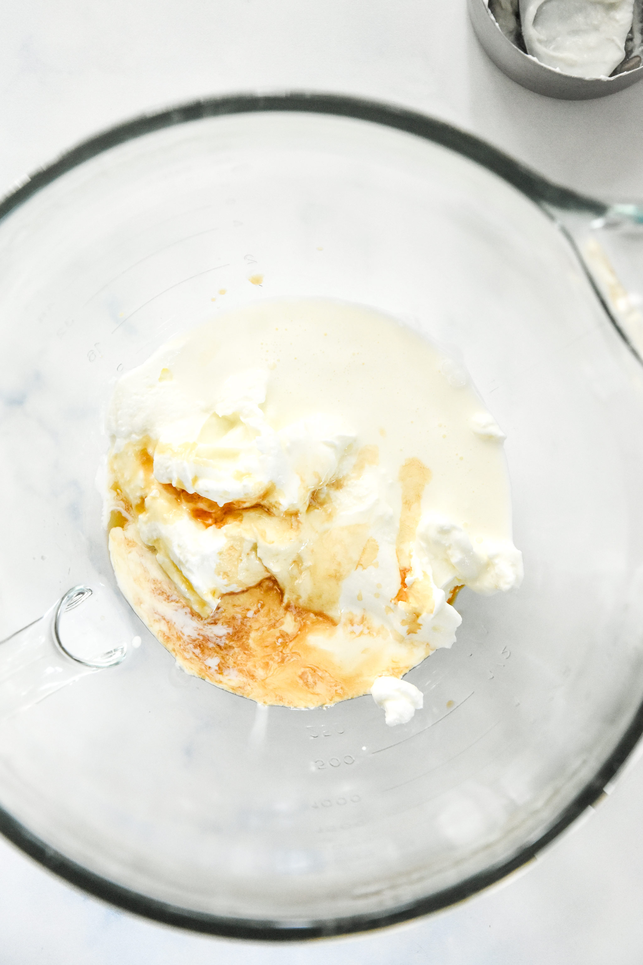 ingredients for the whipped greek yogurt.