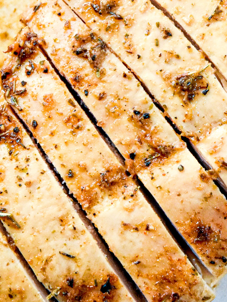 close up of the sliced juicy air fryer chicken boneless chicken breast.