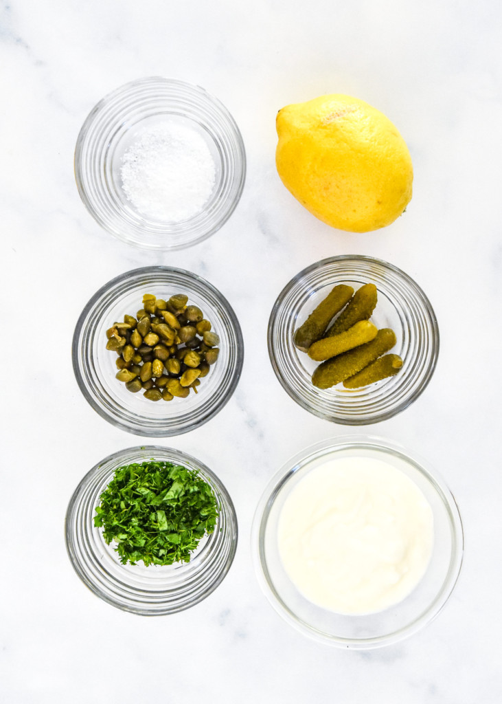 ingredients required to make the yogurt tartar sauce before mixing.